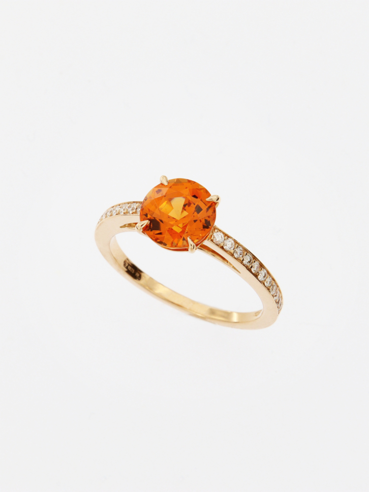 Anello Griffe con Granato Mandarino e Diamanti  