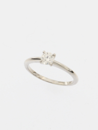 Solitario con Diamante 